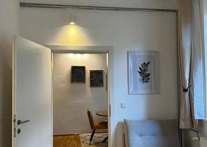 Hidden Gem In Old Town Грац